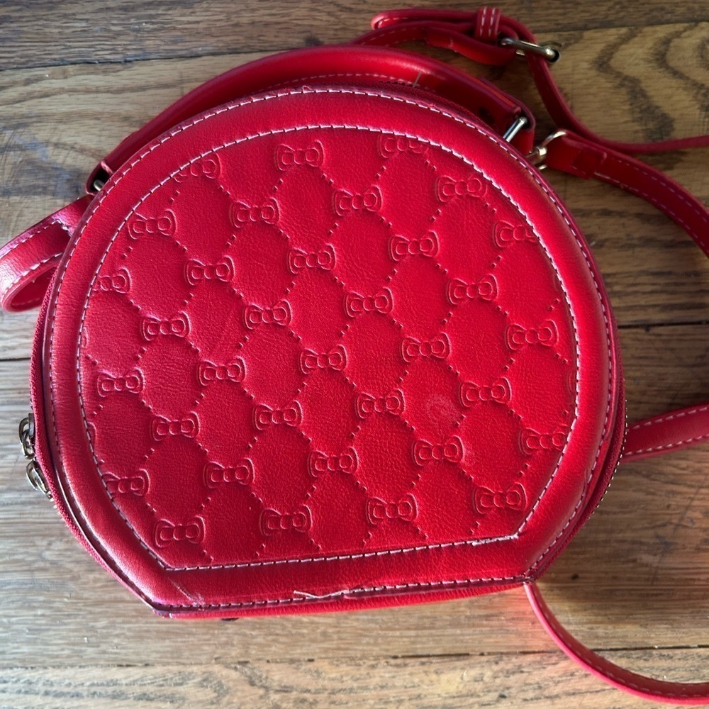 Satchel Round Red Purse. Crossbody Shoulder Adjustable Strap - Picture 2 of 11